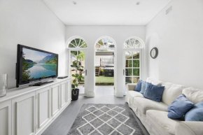 WIND85P - Pet Friendly Paddo Terrace